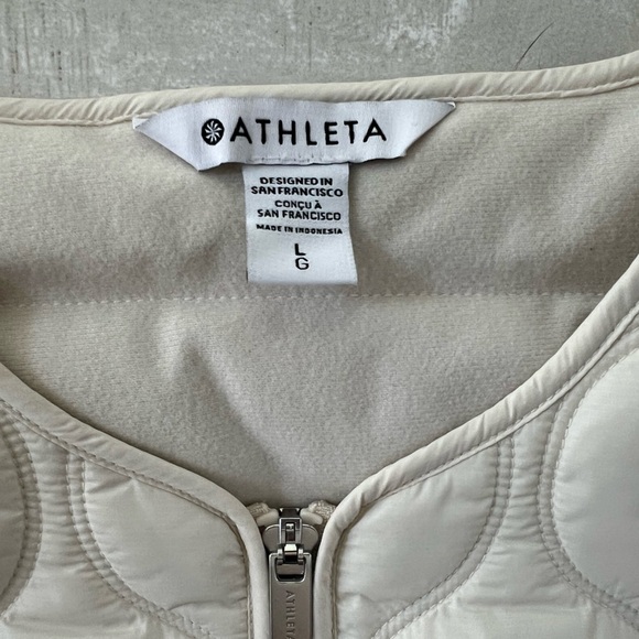 Athleta Quilted Puffer Alight Jacket in Bone color Size Large NWT - Picture 12 of 14